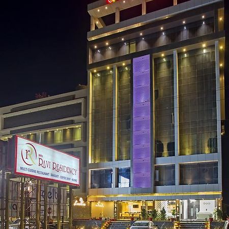 Готель Ravi Residency Morbi Екстер'єр фото