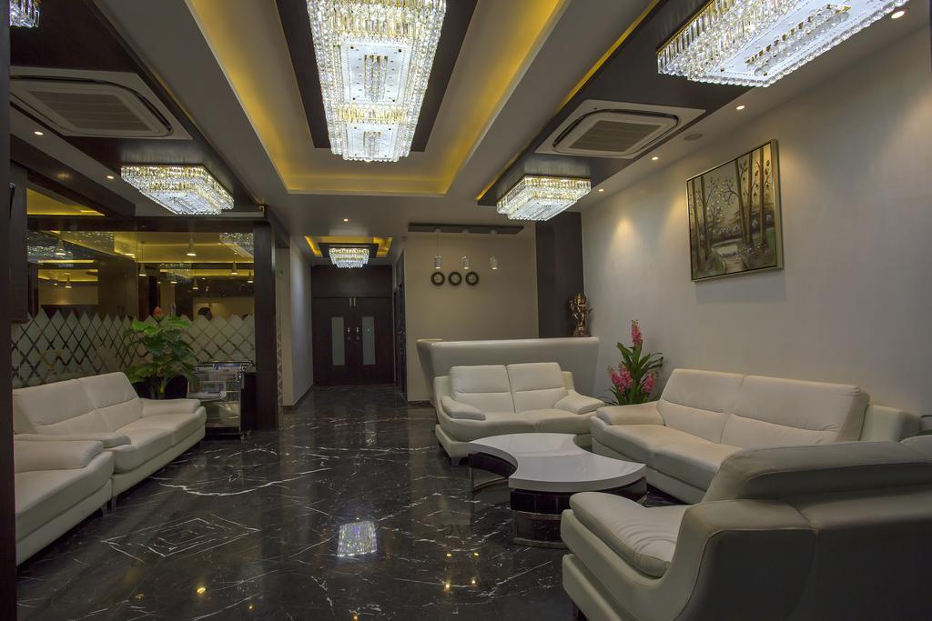 Готель Ravi Residency Morbi Екстер'єр фото