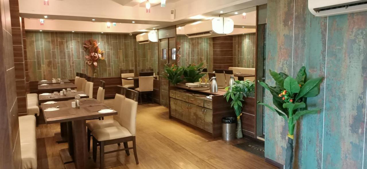 Готель Ravi Residency Morbi Екстер'єр фото